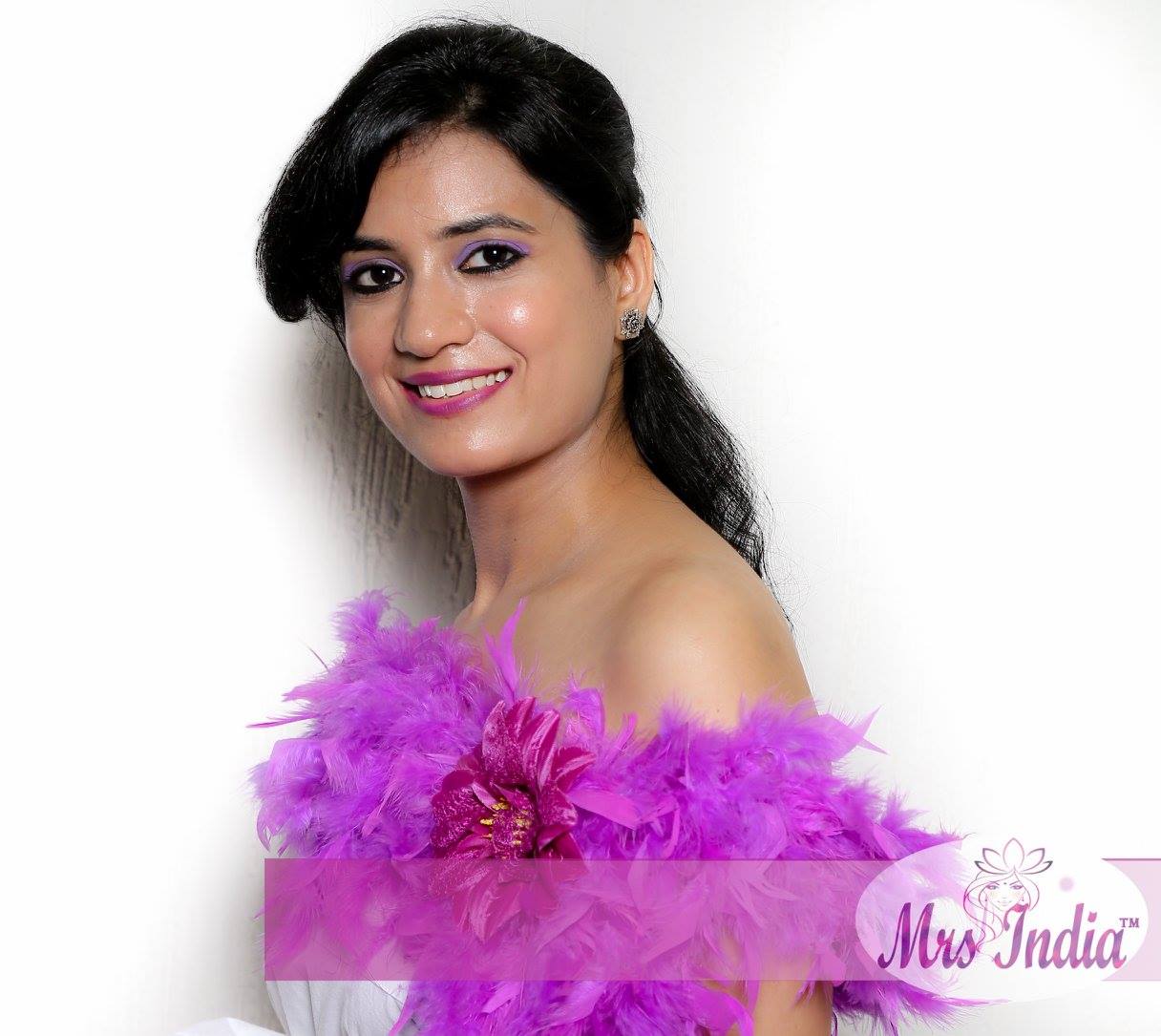 mrs-india-2017-official-Finalist